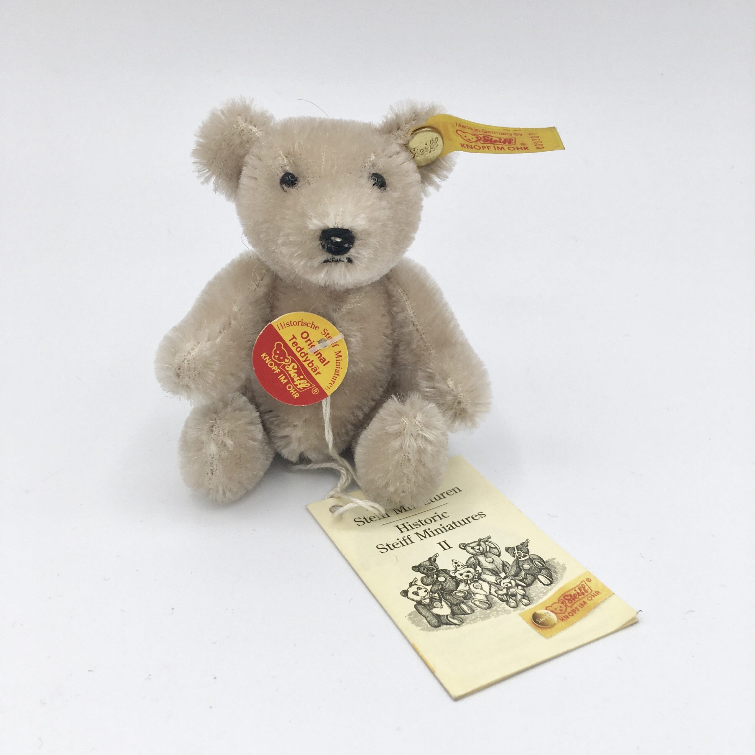 grey steiff bear