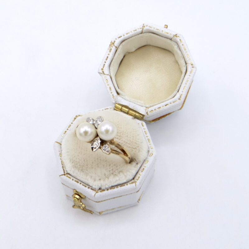 10kt Gold, Pearl and Diamond Ring