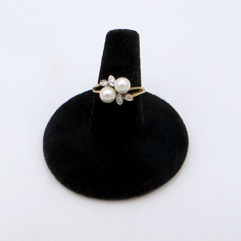 10kt Gold, Pearl and Diamond Ring