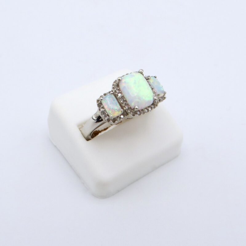 10kt Gold and Opal Ring