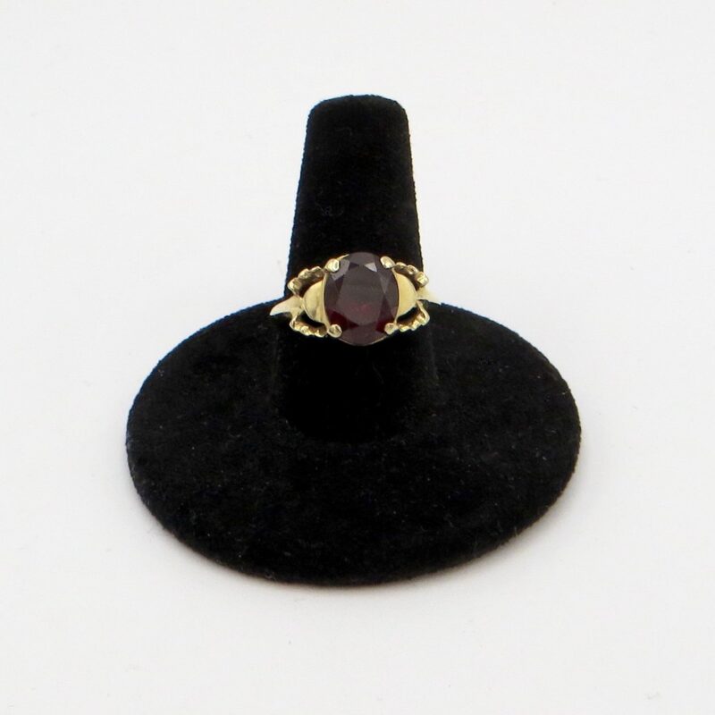 14kt Gold and Oval Garnet Ring