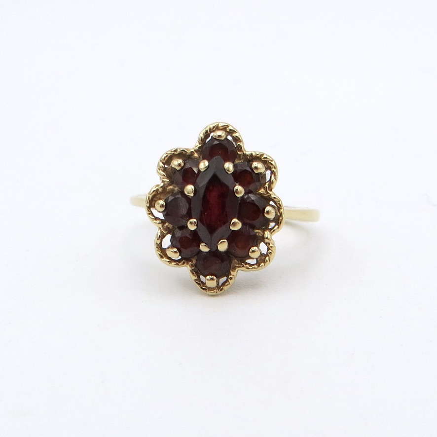 Gold Filigree and Garnet Ring