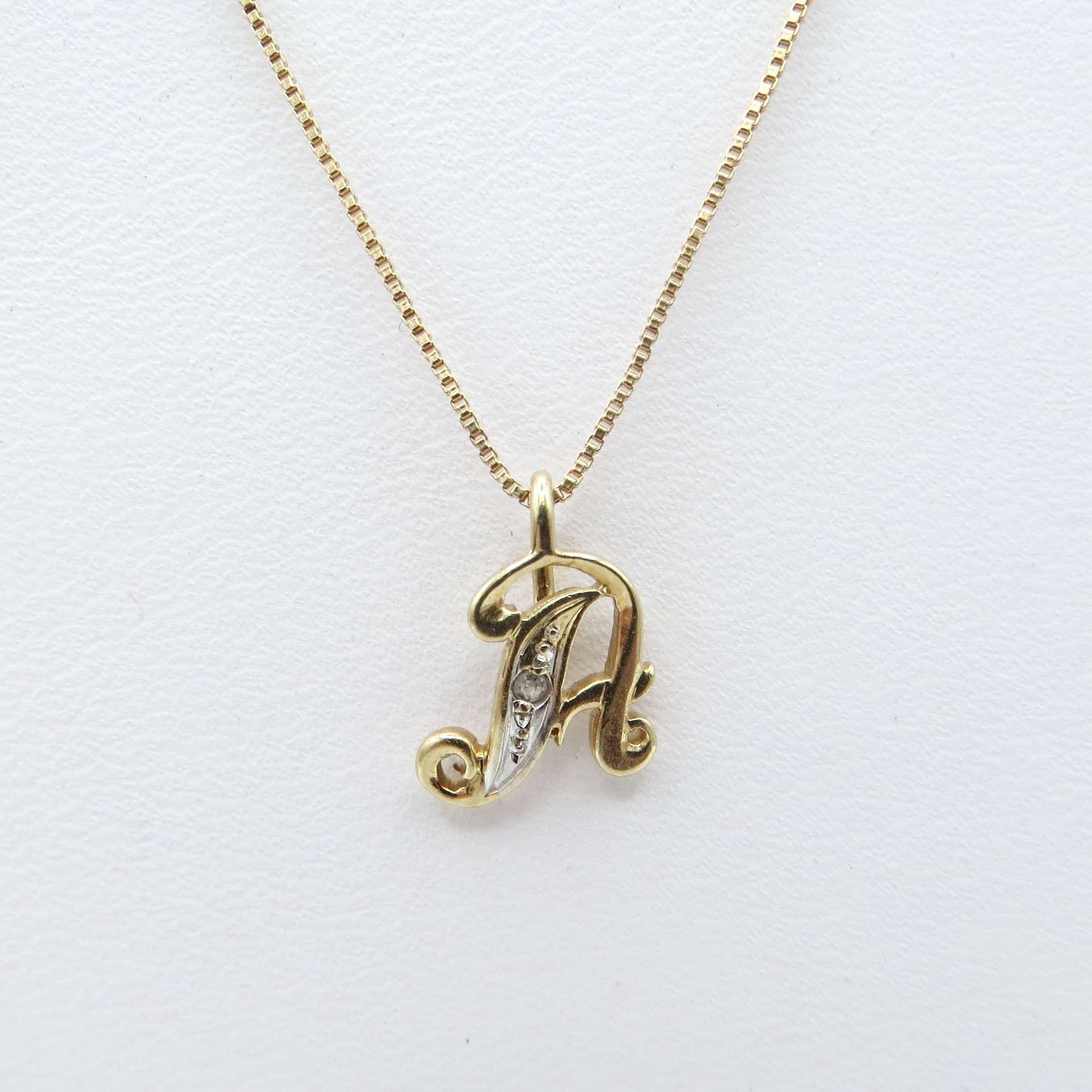 10kt Gold Letter A Necklace